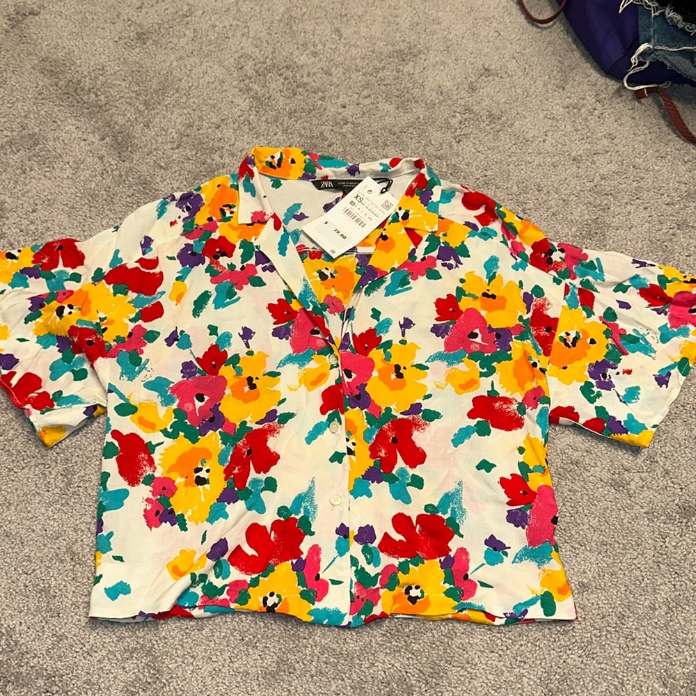 Zara floral looser fit crop top nwt xs